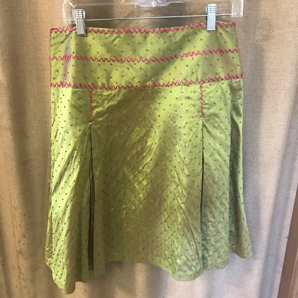 Covelo Chartreuse 4 pleat skirt